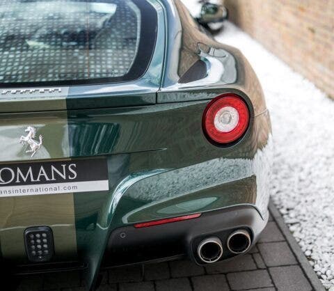 Ferrari 812 Superfast Verde Scuro