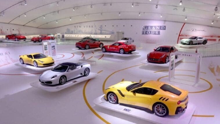 Ferrari Grand Tour mostra