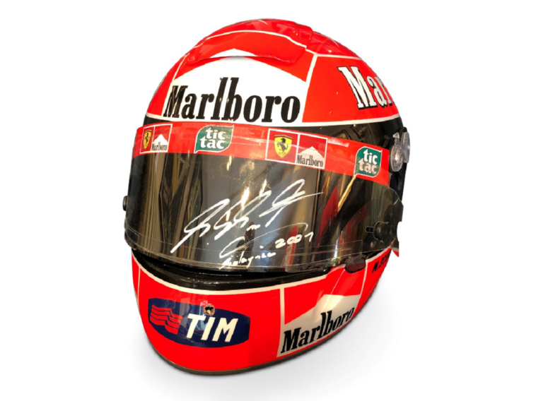 Ferrari casco Michael Schumacher 2001 asta