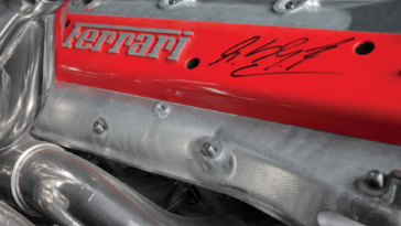 Ferrari motore F2003-GA asta