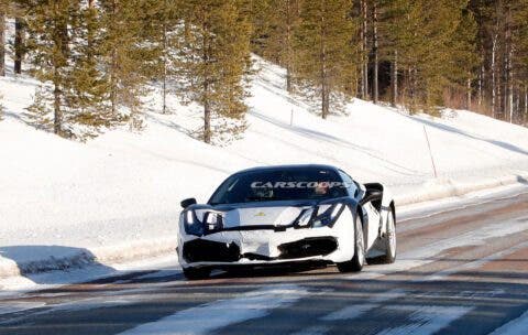 Ferrari protoipo ibrido foto spia