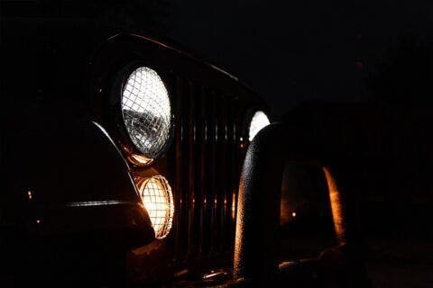 Jeep CJ-8 Scrambler restomod Ball and Buck