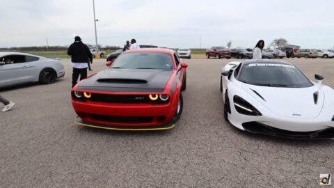 Dodge Challenger SRT Demon vs McLaren 720S DragTimes