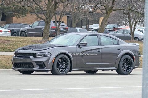 Dodge Charger SRT Hellcat Redeye Widebody foto spia