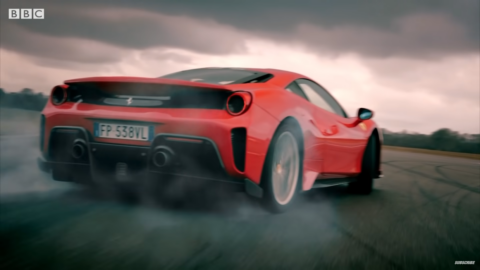 Ferrari 488 Pista vs McLaren 600LT Top Gear