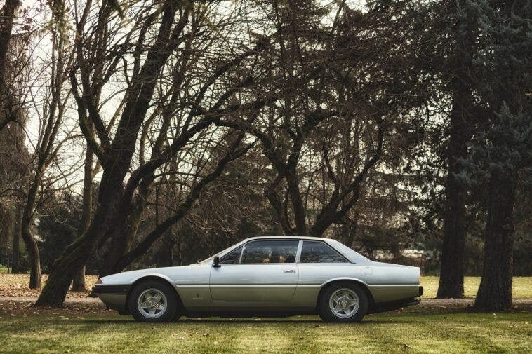 Ferrari 365 GT4 2+2 _ 7