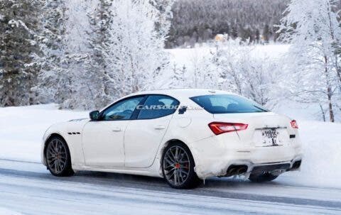 Maserati Ghibli 2021 test invernali foto spia