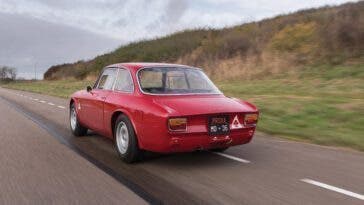 Alfa Romeo Giulia GTA - 1