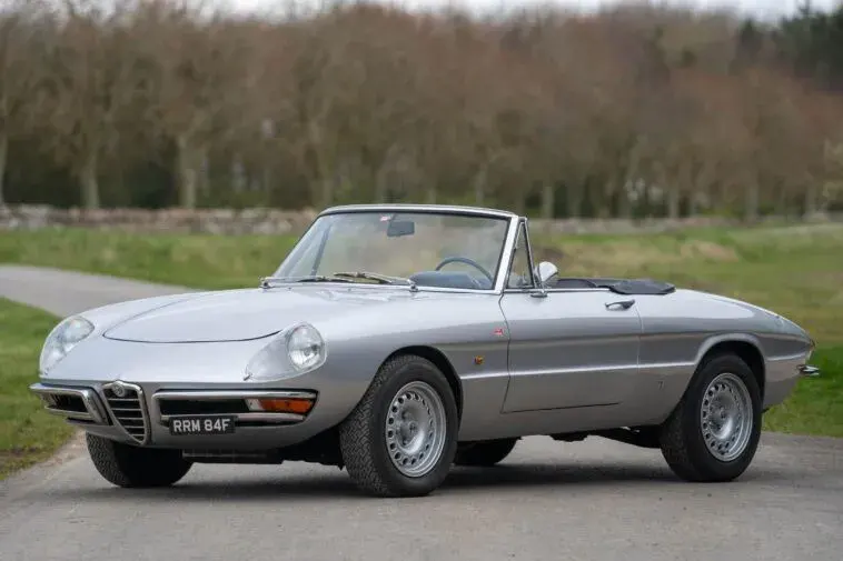 Alfa Romeo Duetto Spider 1967 Harry Metcalfe