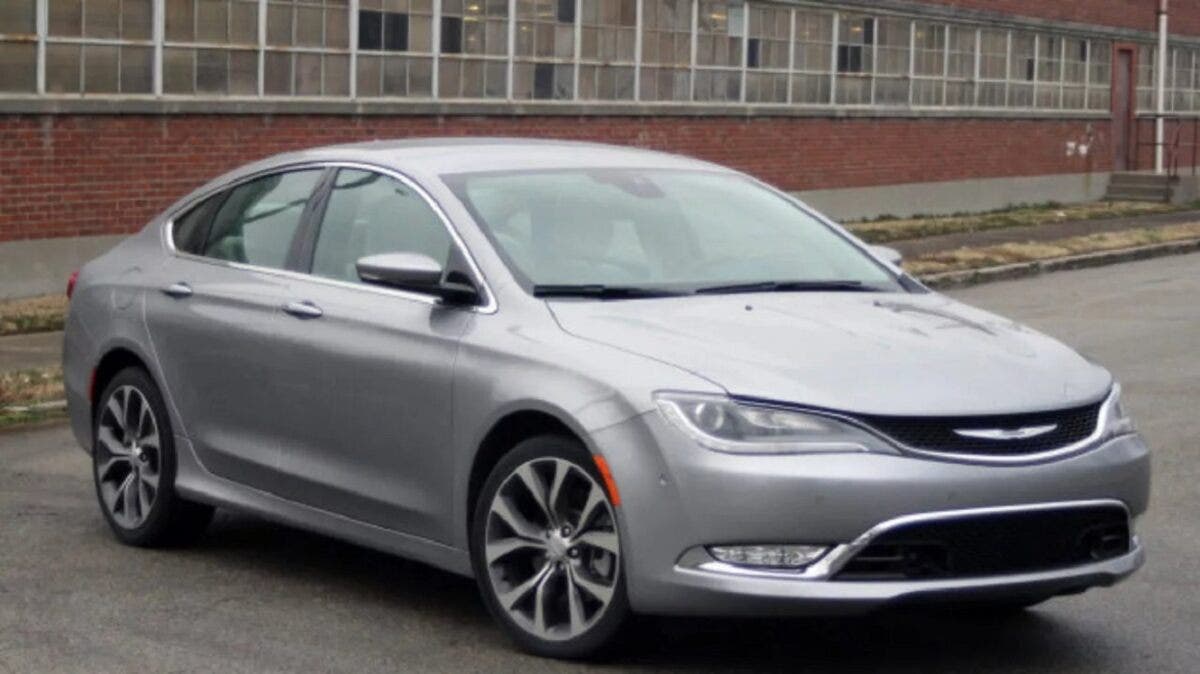 Chrysler 200