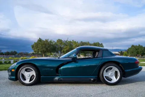 Dodge Viper Hennessey Venom 550 asta