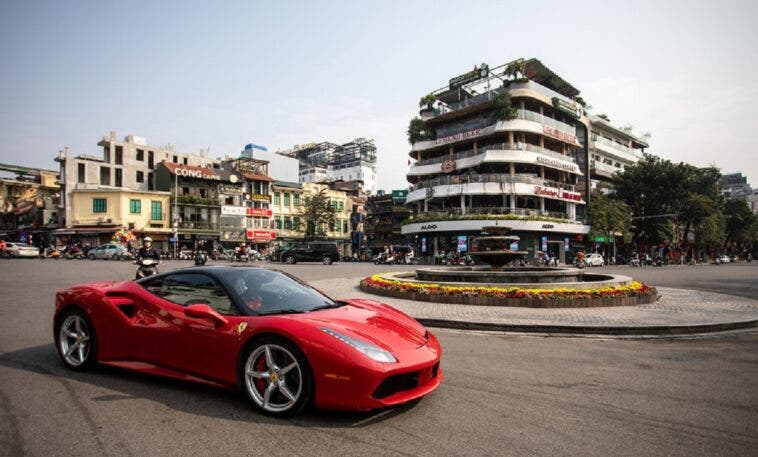 Ferrari 488 GTB Hanoi