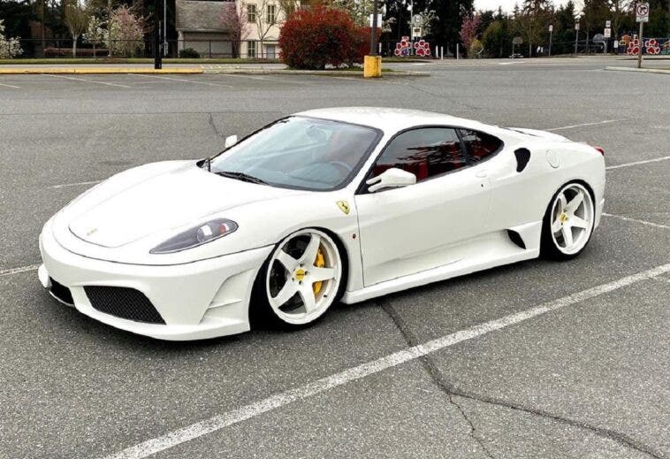 Ferrari F430 bianca mod