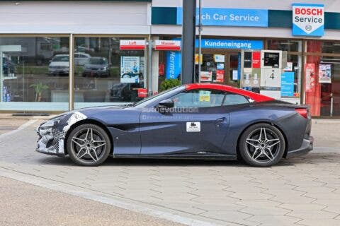 Ferrari Portofino 2021 foto spia