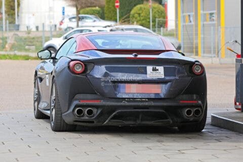 Ferrari Portofino 2021 foto spia