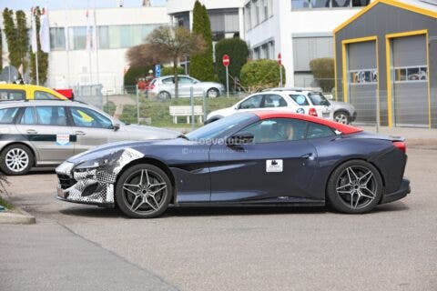 Ferrari Portofino 2021 foto spia