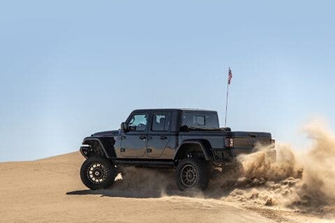 Hennessey Maximus Jeep Gladiator deserto