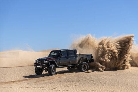 Hennessey Maximus Jeep Gladiator deserto