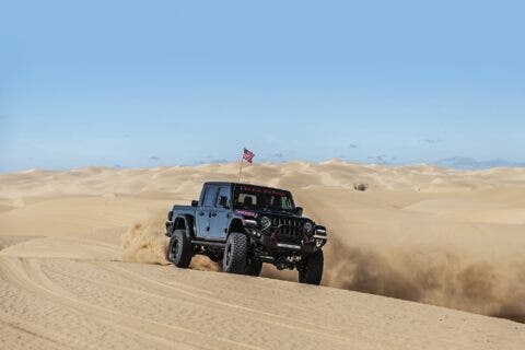 Hennessey Maximus Jeep Gladiator deserto