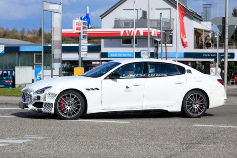 Maserati Quattroporte 2021 foto spia