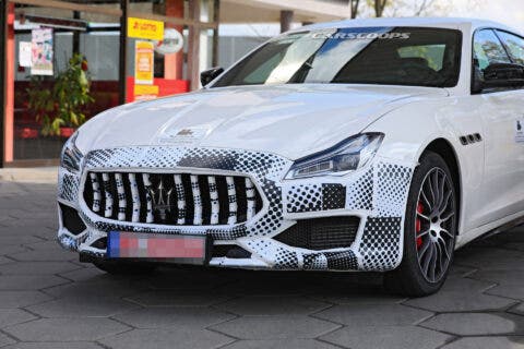 Maserati Quattroporte 2021 foto spia