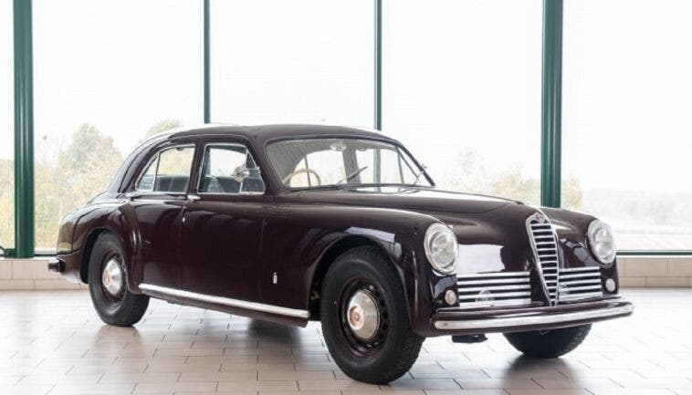 Alfa Romeo 6C 2500 Sport Berlina - 1