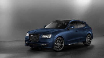Chrysler 300 SUV render