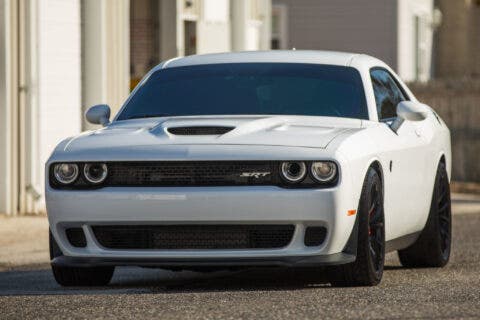 Dodge Challenger SRT Hellcat 2016 asta