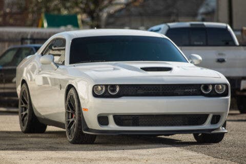 Dodge Challenger SRT Hellcat 2016 asta