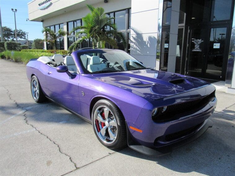 Dodge Challenger decappottabile