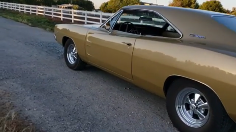 Dodge Charger 1968 440 V8