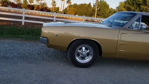 Dodge Charger 1968 440 V8