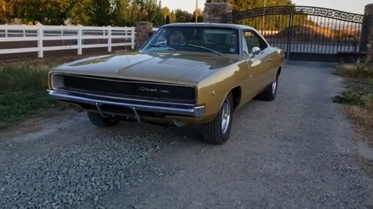 Dodge Charger 1968 440 V8