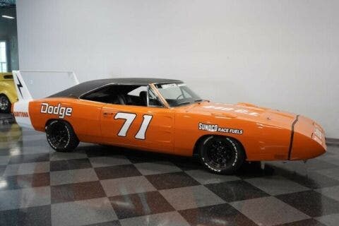 Dodge Charger Daytona Tribute 1970