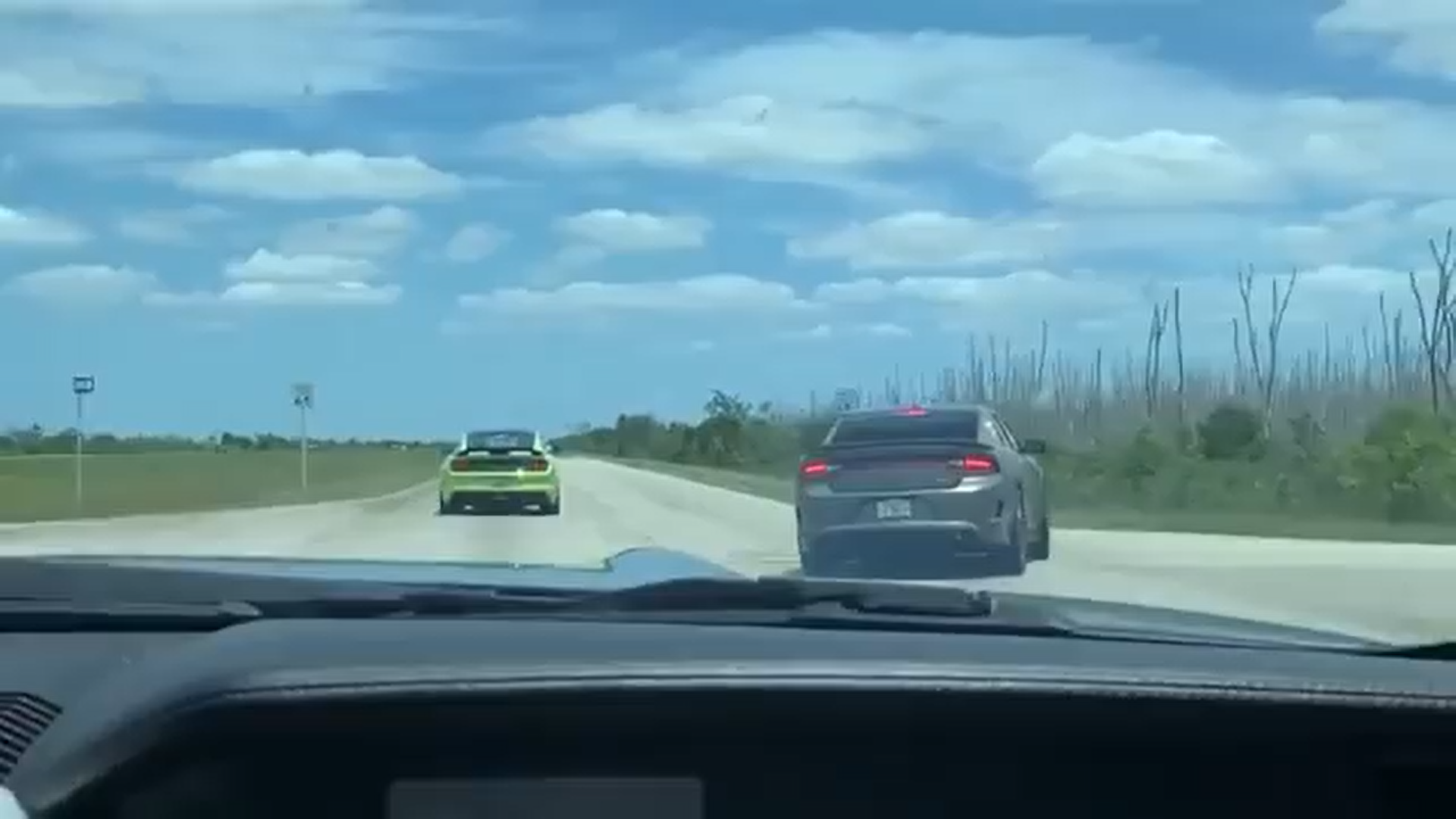 Dodge Charger SRT Hellcat schianto