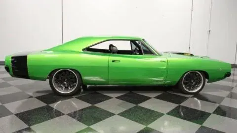 Dodge Charger restomod 1970