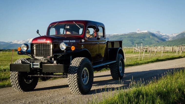 Dodge Power Wagon 1949 restomod