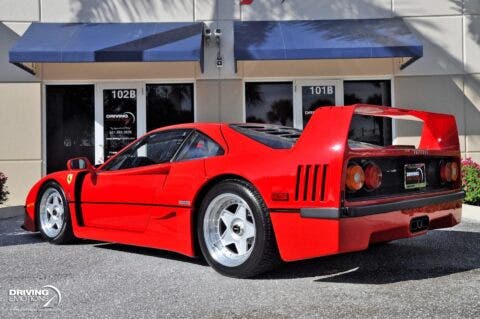 Ferrari F40 311 km