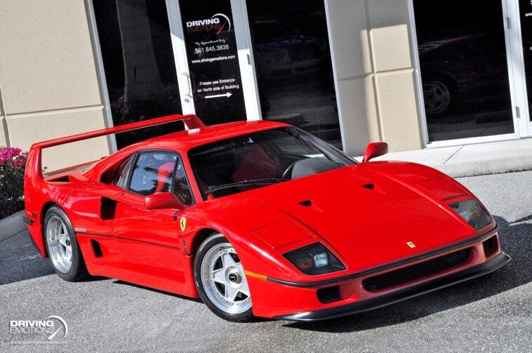 Ferrari F40 311 km