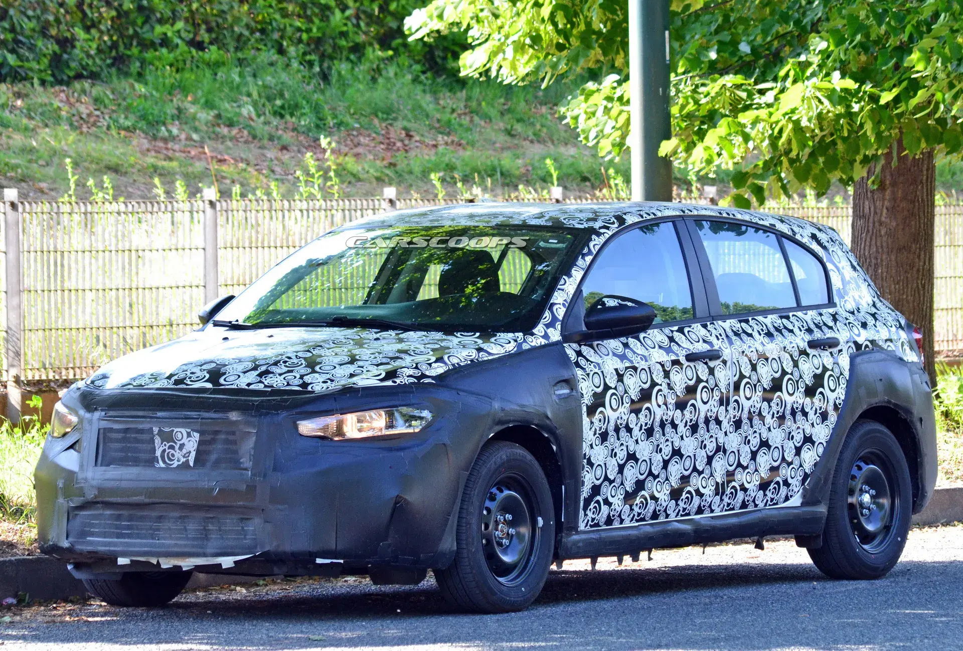 Ecco Alcune Nuove Foto Spia Della Fiat Tipo Cross Clubalfa It