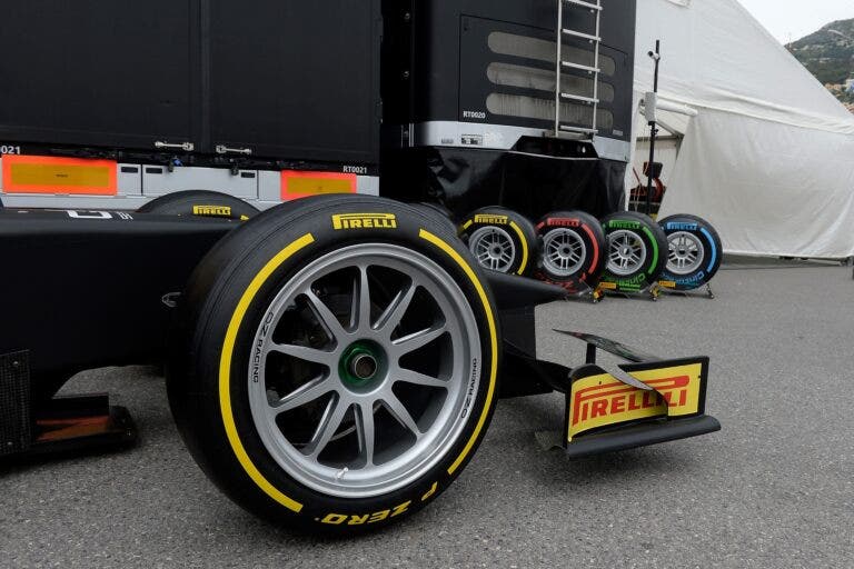Pirelli Al Lavoro Sulla Gomma Wet 2026: Test A Fiorano Con Leclerc E Zhou - Foto 14