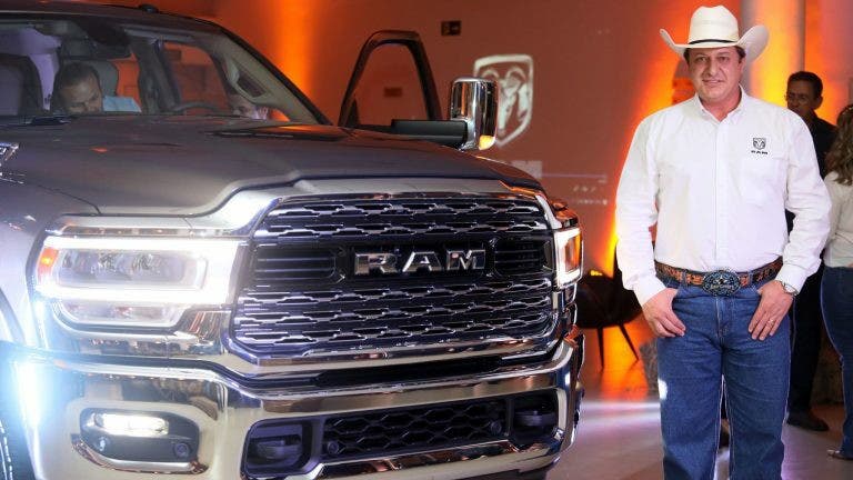 Almir Cambra Ram 2500 Laramie 2020