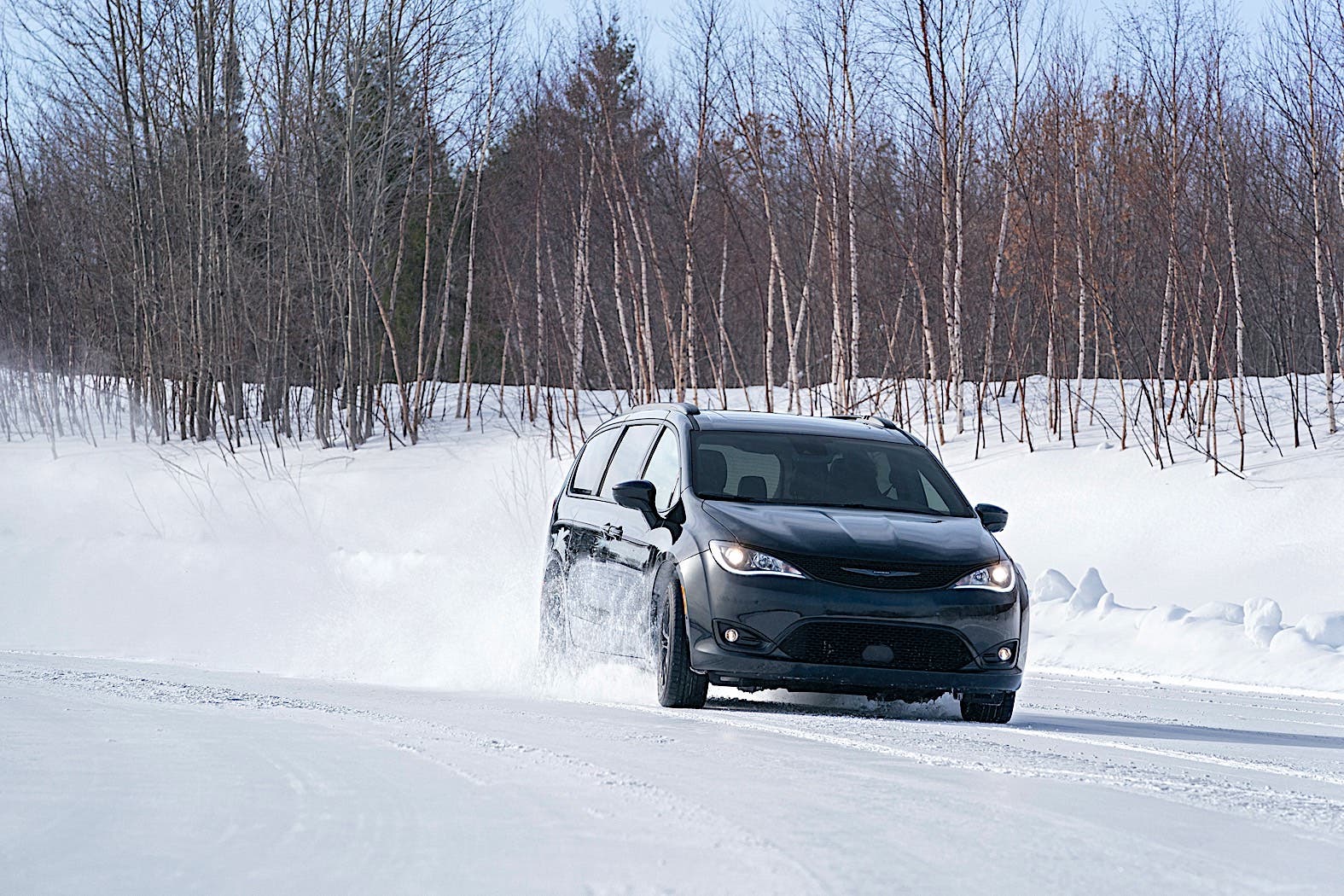 Chrysler Pacifica AWD Launch Edition