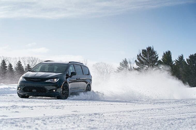 Chrysler Pacifica AWD Launch Edition