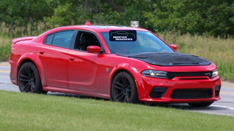 Dodge Charger SRT Hellcat Widebody 2021 foto spia