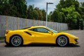 Ferrari 488 Pista Giallo Modena asta