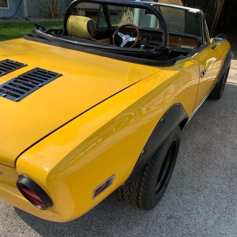 Fiat 124 Sport Spider motore V8 Ferrari