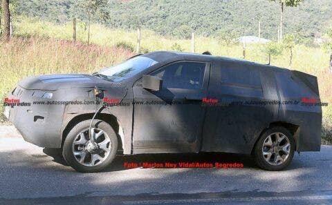 Jeep Grand Compass foto spia