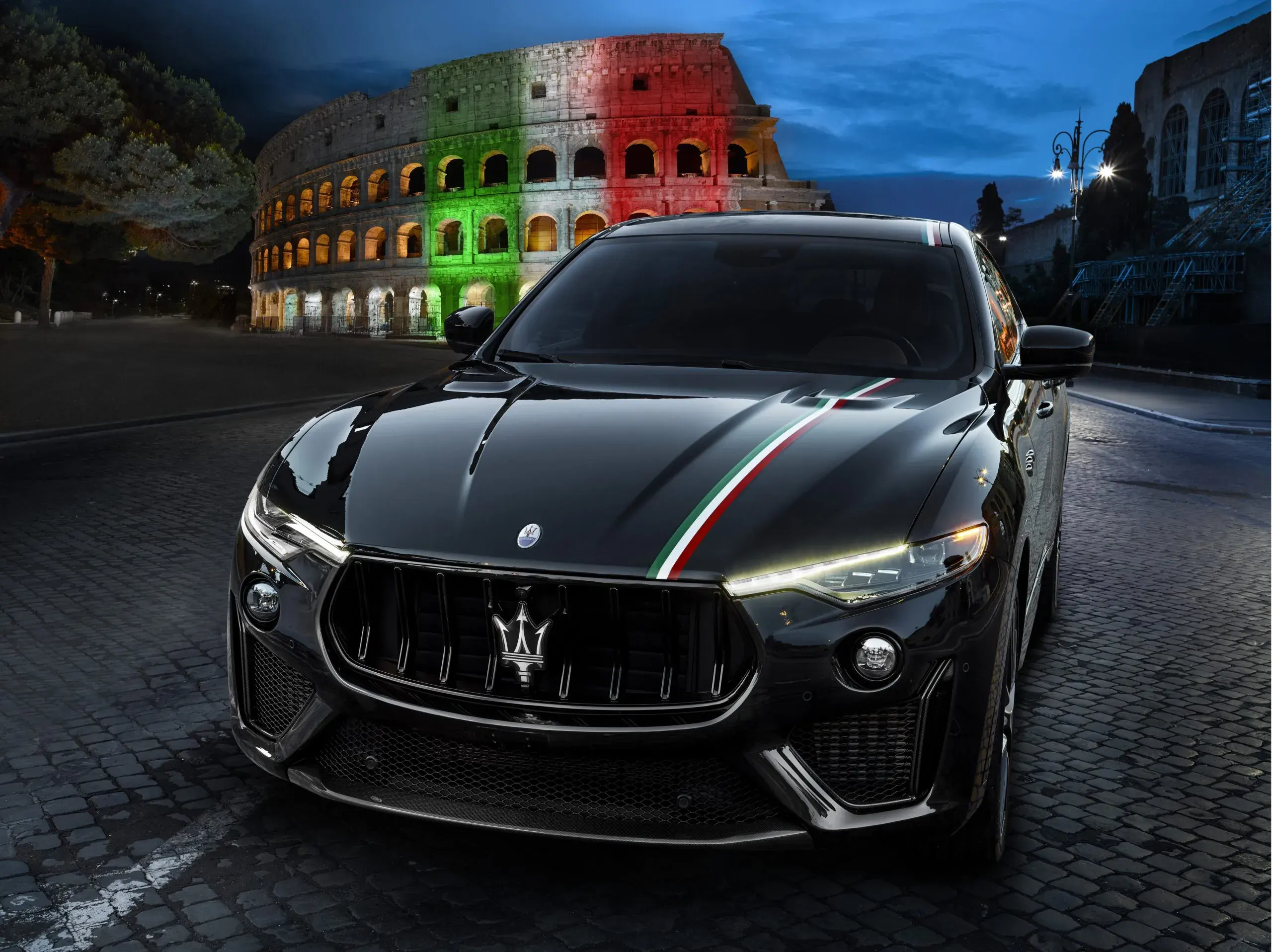 Maserati Levante GTS e Trofeo livrea Italia