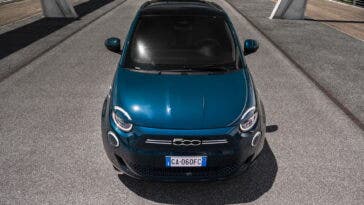 Nuova Fiat 500 Elettrica berlina La Prima
